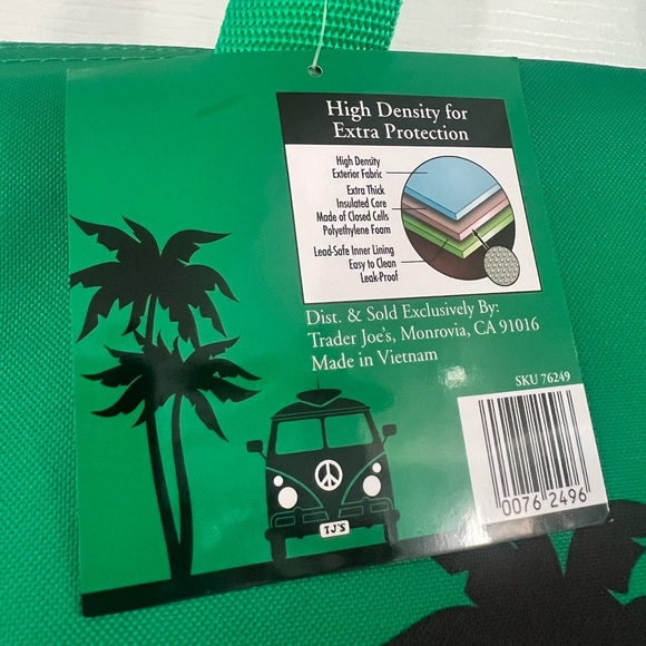 Trader Joe's Large Insualted Cooler Bag - Picture 3 of 6